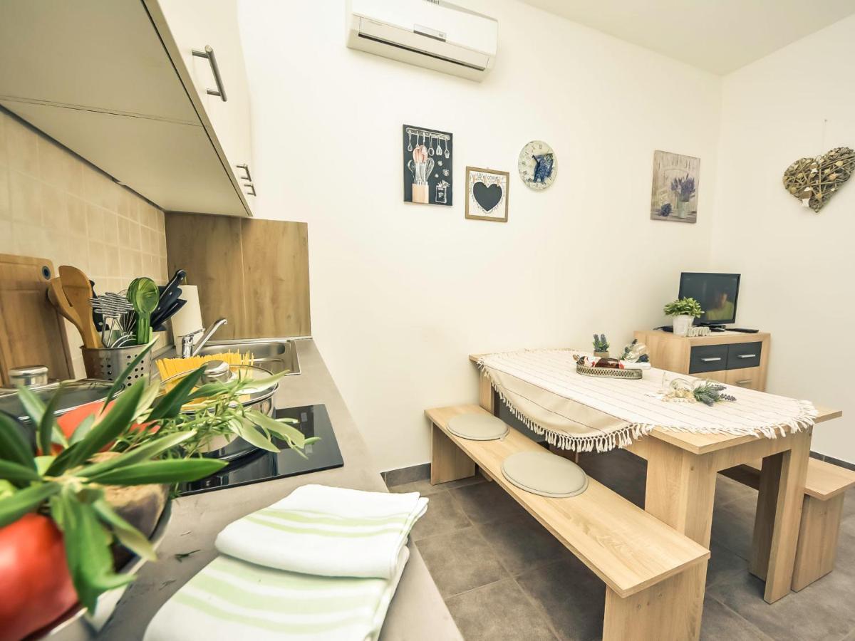 Apartment Snjezana-2 By Interhome カルロバッグ エクステリア 写真